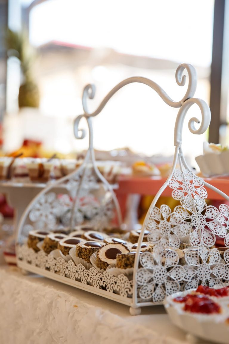 Gina Cakes Prajituri si torturi la comanda in Baia Mare