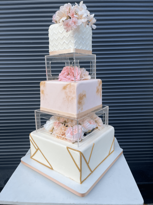 Gina Cakes Prajituri si torturi la comanda in Baia Mare